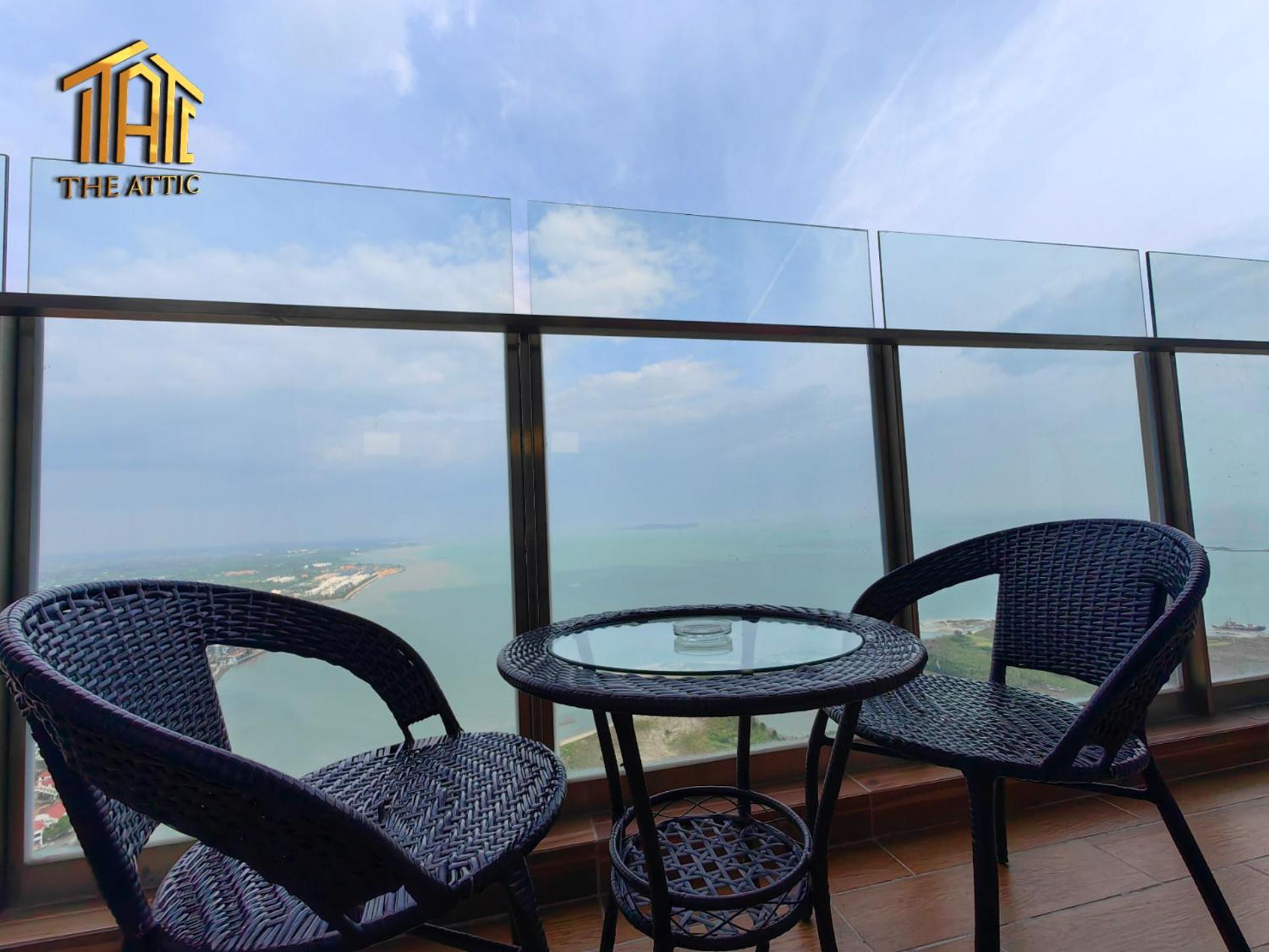 Attic Home Melaka Silverscape Residence & Jonker Exterior photo